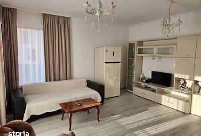 Apartament cu 2 camere decomandat în Far