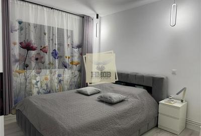Apartament cu 3 camere decomandat, mobilat în Mihai Viteazul