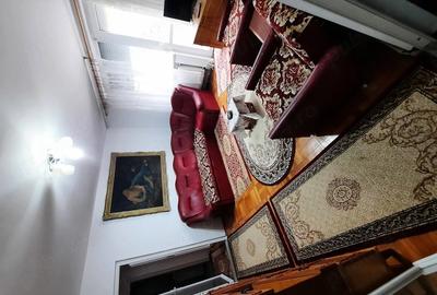 Apartament cu 2 camere decomandat în UTA - 1