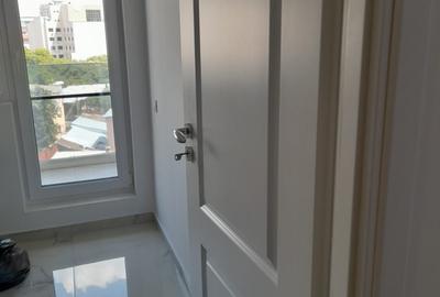 Garsonieră decomandată în Regie - 7