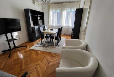Apartament cu 2 camere nedecomandat, mobilat în Bălcescu