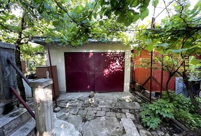 Casă cu 2 camere cu Teren 1197 Mp în Central