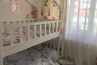 Apartament cu 3 camere decomandat în Rahova - 1