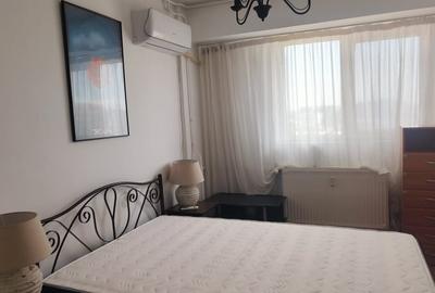 Apartament cu 3 camere semidecomandat în Obor - 1