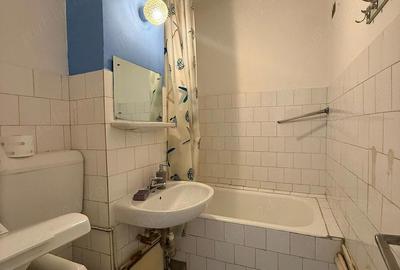 Garsonieră decomandată în Central - 7
