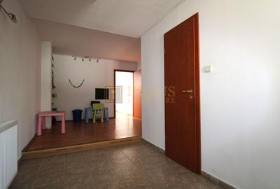 Casă individuală cu 8 camere cu Teren 720 Mp în Lipovei - 15