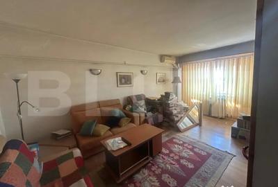 Apartament cu 4 camere decomandat în Central