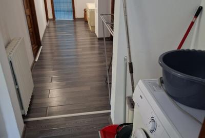 Apartament cu 4 camere decomandat în Mofleni - 3