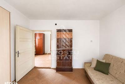 Casă cu 2 camere cu Teren 1180 Mp în Sânandrei - 1