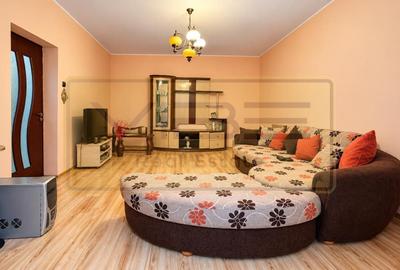 Apartament cu 2 camere decomandat, mobilat în Podu Roș