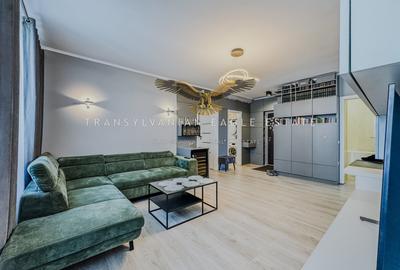 Apartament cu 3 camere semidecomandat, mobilat în Central