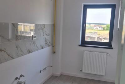 Apartament cu 2 camere decomandat în Central - 1