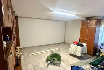 Casă cu 4 camere cu Teren 166 Mp în Central