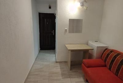Garsonieră decomandată în Fortuna