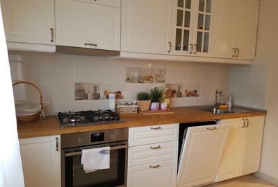 Apartament cu 2 camere decomandat în 13 Septembrie - 2