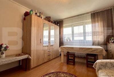 Apartament cu 2 camere semidecomandat, mobilat în Rogerius