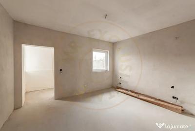 Casă cu 3 camere cu Teren 2600 Mp în Călinești - 2