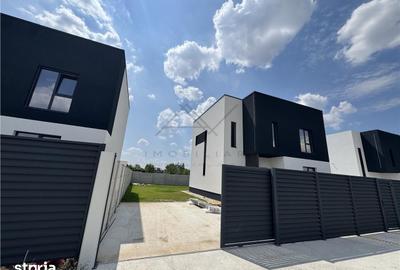 Casă cu 4 camere cu Teren 425 Mp în Domnești