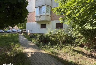 Apartament cu 2 camere decomandat în Șerbănești - 2