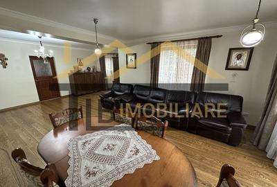 Casă individuală cu 8 camere cu Canalizare în Praid - 22