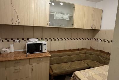 Apartament cu 3 camere decomandat în George Enescu