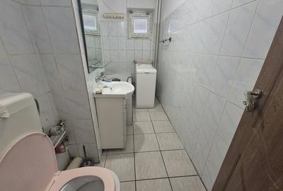 Garsonieră decomandată în Vitan