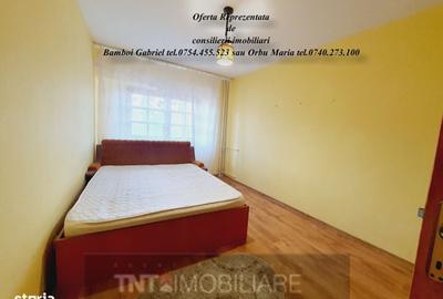 Apartament cu 2 camere decomandat în Tătărași