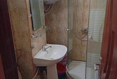 Garsonieră decomandată în Central