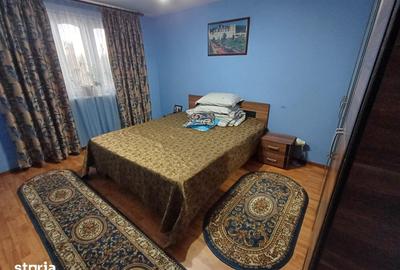 Casă cu 7 camere cu Teren 748 Mp în Borlești - 1