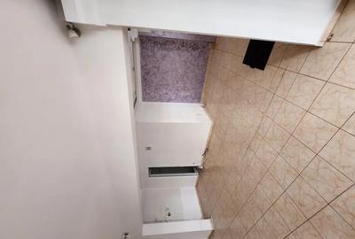 Spațiu comercial, de 45 mp, în Central - 4