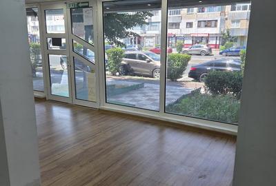 Spațiu comercial, de 58 mp, în Micro 14 - 5
