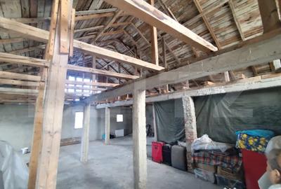 Casă cu 5 camere cu Teren 1140 Mp în Tomești - 8