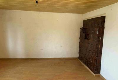 Casă cu 1 camere cu Teren 1000 Mp în Tupilați - 6