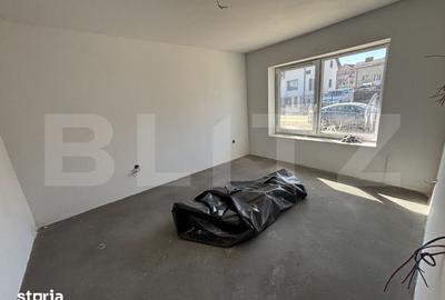 Casă cu 3 camere cu Teren 700 Mp în Central - 1