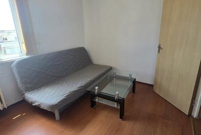Apartament cu 2 camere semidecomandat în Alexandru Obregia