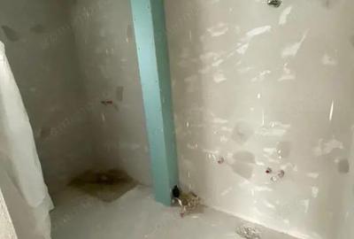 Apartament cu 3 camere semidecomandat în Central - 2