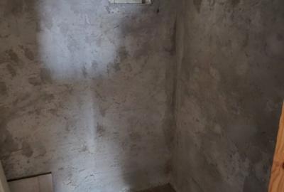 Casă cu 2 camere în Central