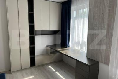 Apartament cu 3 camere semidecomandat în Central