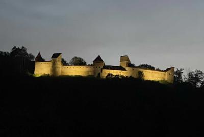Casă cu 3 camere în Saschiz
