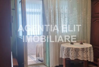 Apartament cu 4 camere decomandat în Central - 3
