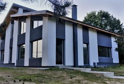 Casă cu 4 camere în Bucium - 3