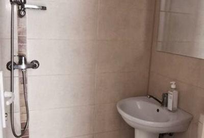 Garsonieră decomandată în Central - 8