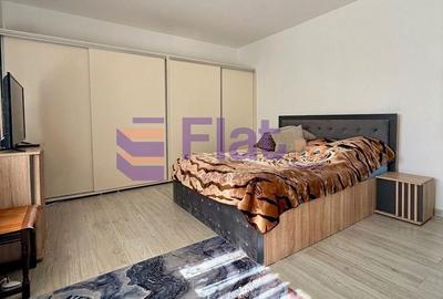 Apartament cu 2 camere decomandat în Tractorul