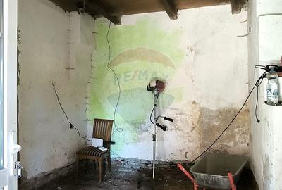 Casă cu 3 camere în Zlagna