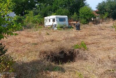 Teren de 1457 mp, în Lilieci - 1