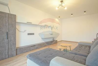 Apartament cu 2 camere decomandat, mobilat în Tractorul - 18