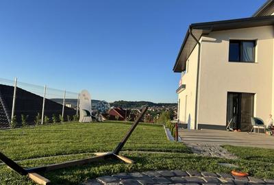 Casă cu 3 camere în Exterior Vest