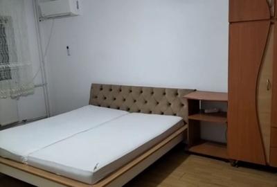 Garsonieră decomandată în Central - 2