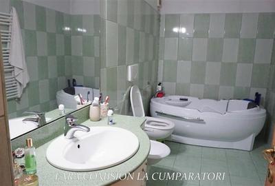 Duplex cu 7 camere cu Canalizare în 1 Mai - 15