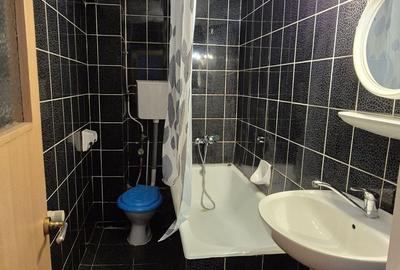Apartament cu 3 camere decomandat în Dosu Bricii